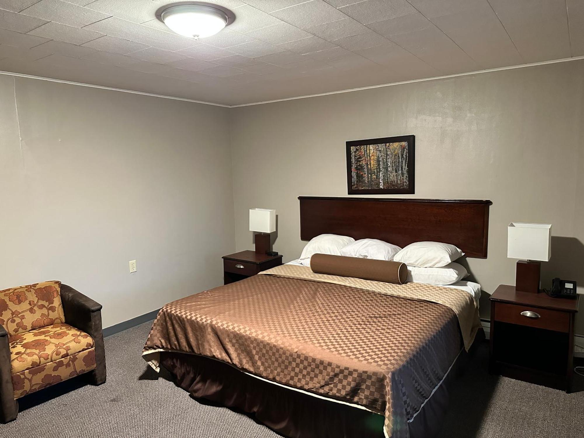 Cedar Hill Lodge Saint Ignace Esterno foto